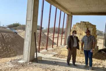 بازدید جناب دکتر رنجبر، مدیر کل هواشناسی استان هرمزگان و جناب  مهندس عارفی، معاون فنی و شبکه ایستگاهها استان ازپروژه ی ایستگاه هواشناسی سینوپتیک فرودگاهی جدید بندرلنگه   به روایت تصویرمورخ 9/9/1400