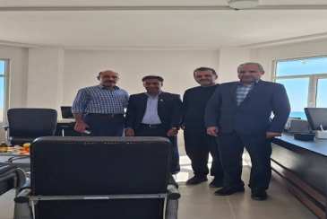 بازدید مدیران کل هواشناسی هرمزگان و یزد  و هیئت همراه از ساختمان جدید ایستگاه هواشناسی دریایی جاسک 