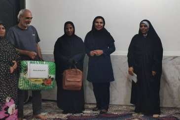 دیدار معاون توسعه مدیریت و منابع اداره کل هواشناسی هرمزگان با خانواده های معظم شهداء و جانبازان، در هفته دفاع مقدس 